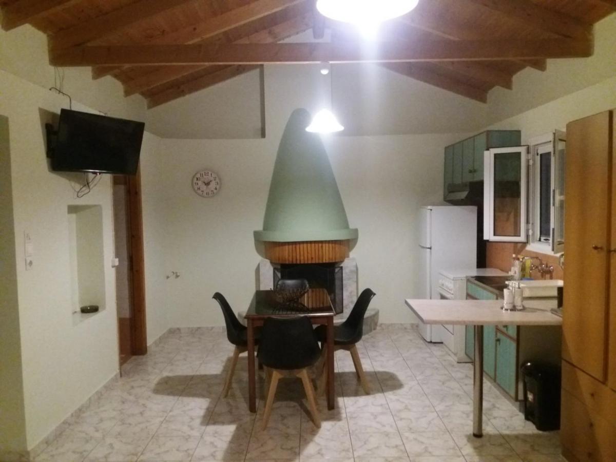 Вилла Eirini House Дрепанон Экстерьер фото
